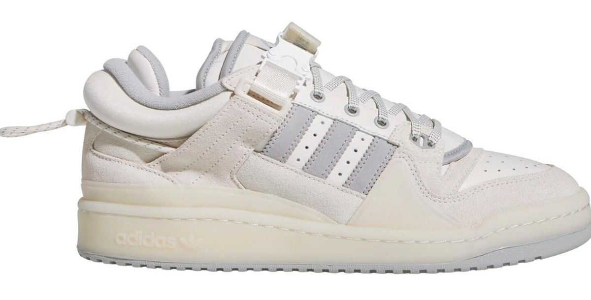 うさひ NEW IN BOX ADIDAS Forum Buckle x Bad Bunny Low Last Forum