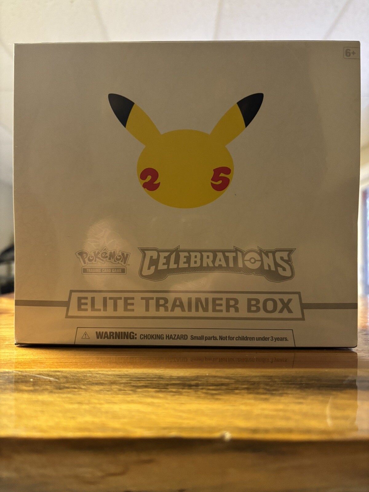 Pokemon 25th Anniversary Celebrations Elite Trainer Box