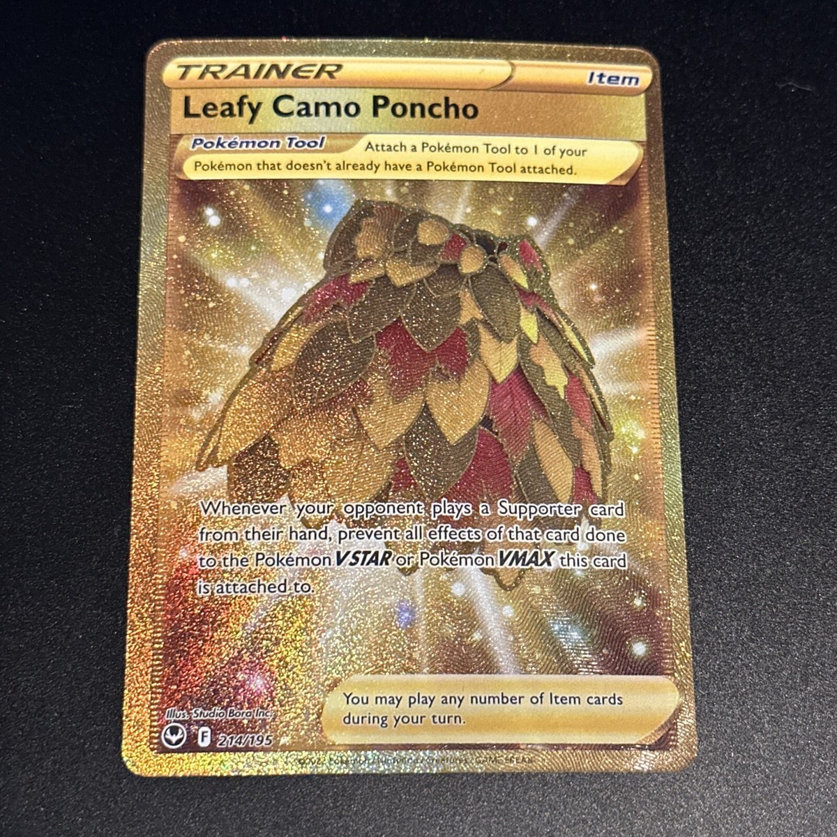 leafy camo poncho gold pokemon card 214/195- Silver Tempest - Full Art Studio Bora Inc Pokemon TCG - s12a -