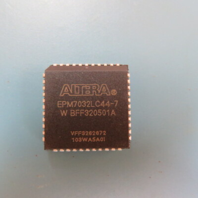 ALTERA  EPM7032LC44-7 Qty of 2 per Lot ALTERA  EPM7032LC44-7