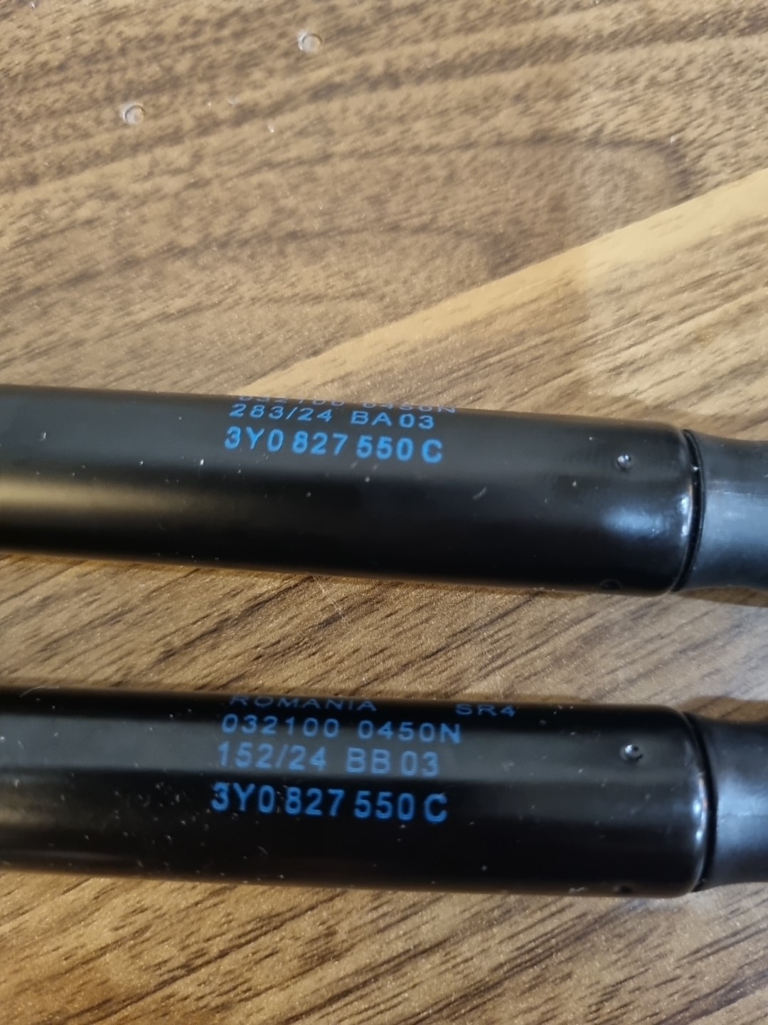 Bentley Mulsanne trunk boot shocks struts lift support 2pcs