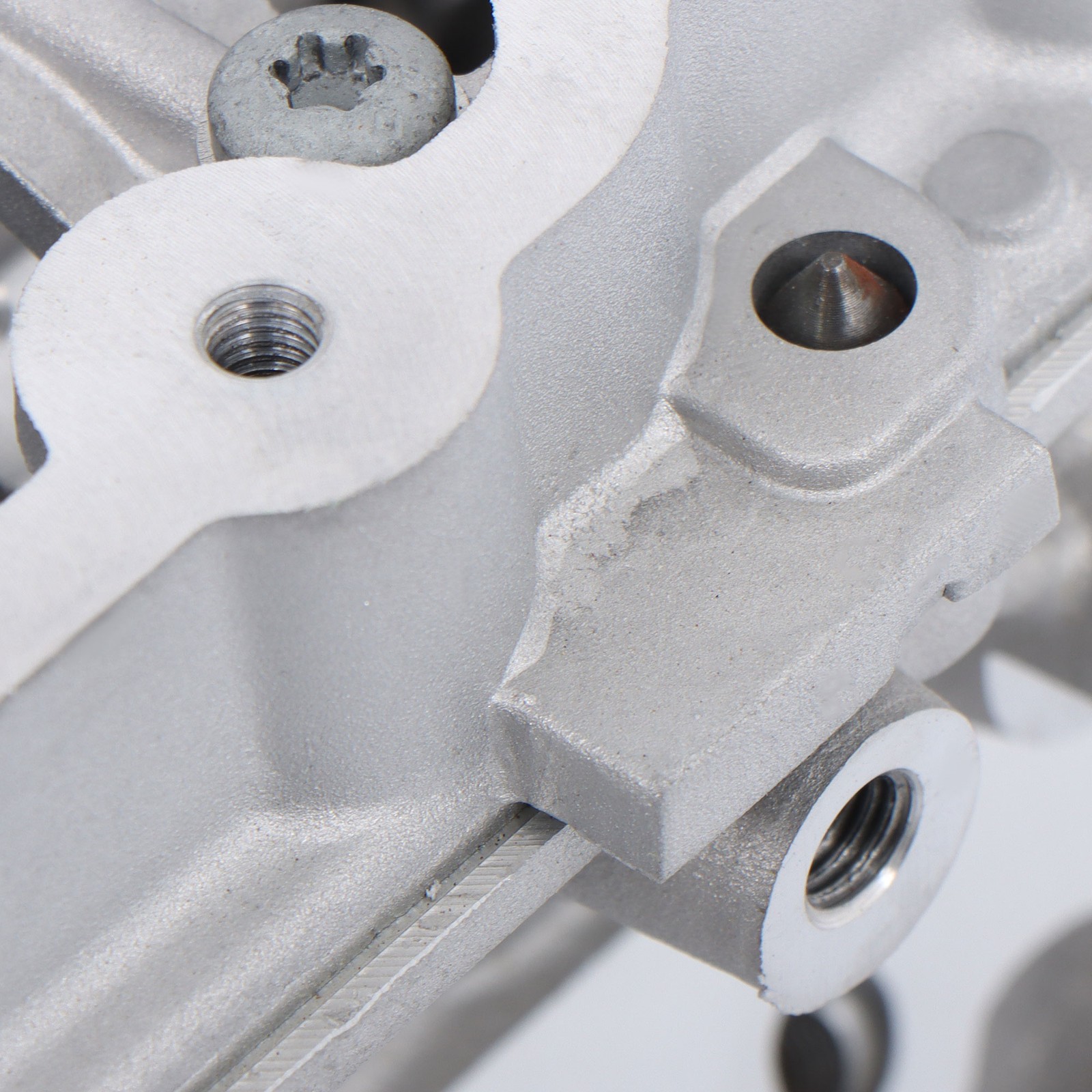 06F103063PX For Audi A4 2005 06 07 08 2009 2.0L L4 Engine Cylinder Head Durable