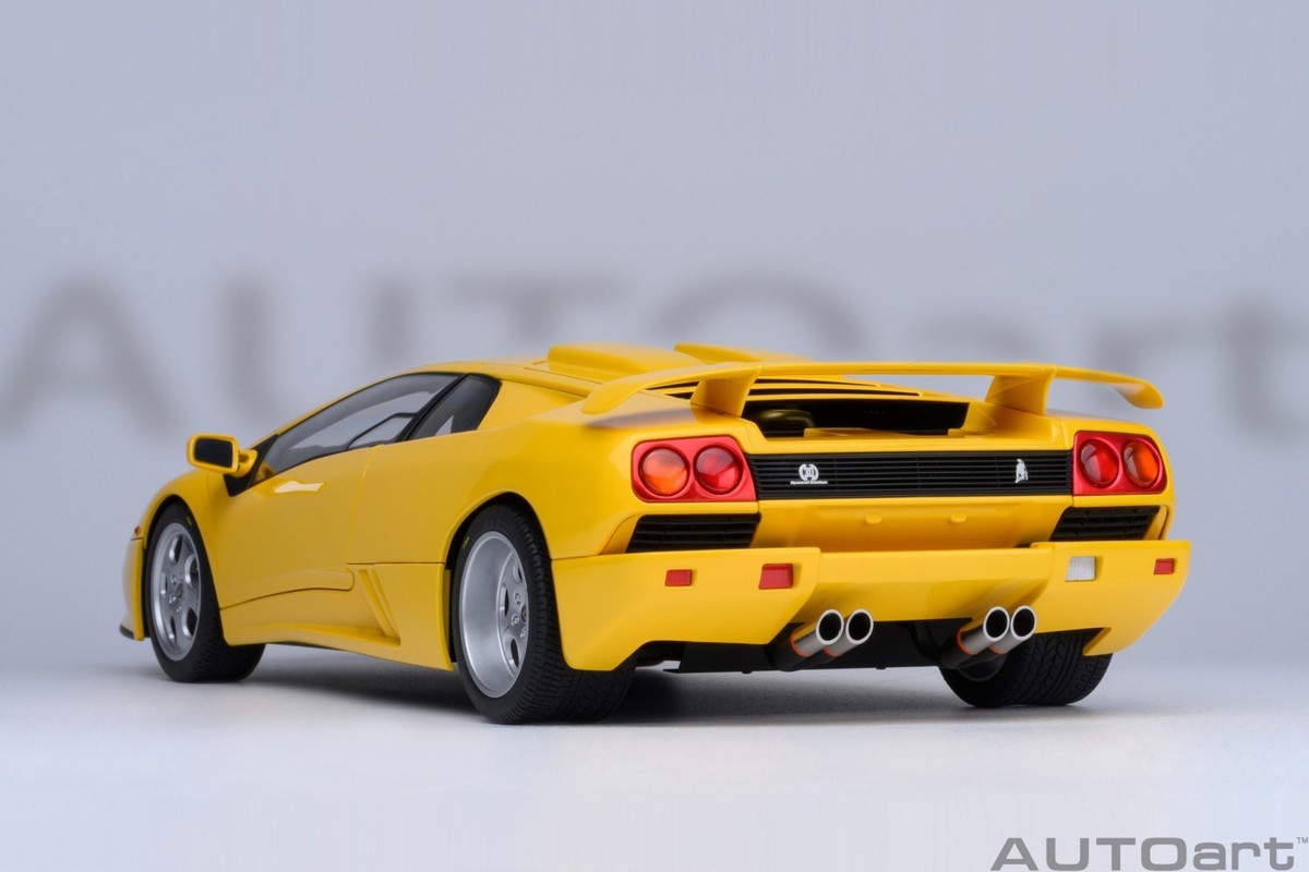 1/18 Lamborghini Diablo SE30 JOTA Superfly Yellow Model Car By