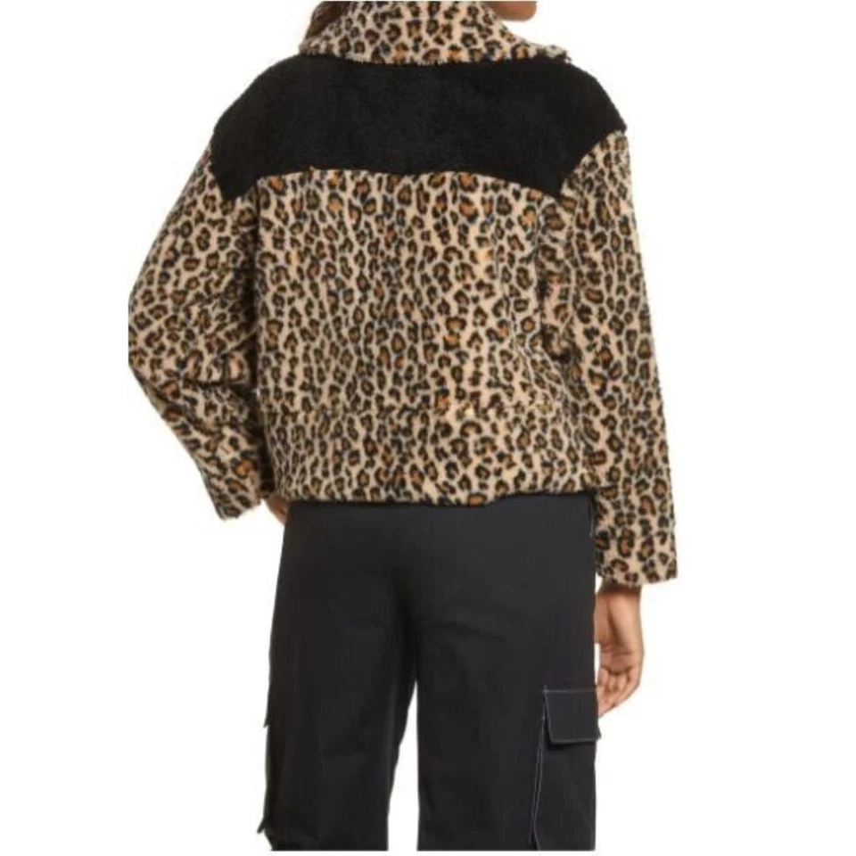 Women’s Leopard Print Sherpa Fleece Pullover - Image 3 of 4