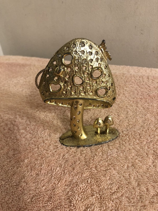 Gold Tone Mushroom Earring Holder 4 1/2” Tall