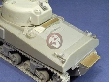 Resicast 1/35 M4A4 Sherman Deep Wading Lower Section (for Tasca, Dragon) 352290