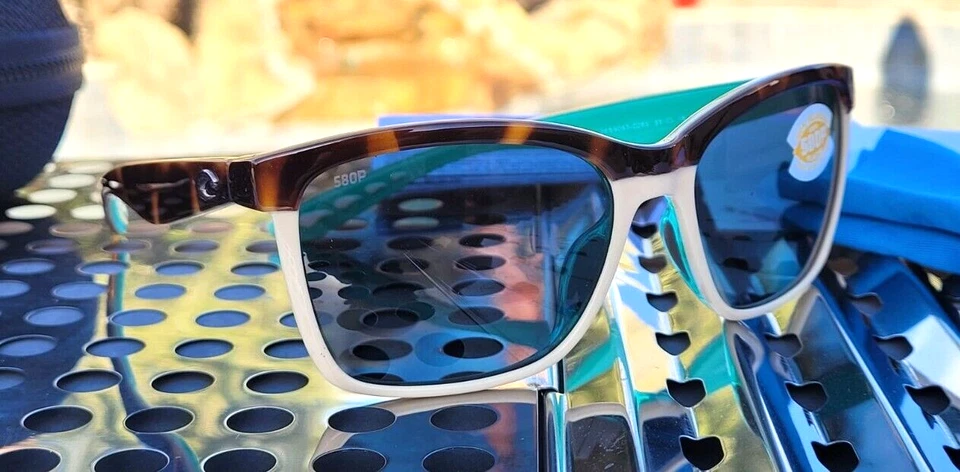 Nuevas Gafas de Sol Costa del Mar ANAA Retro Tort/Crema/Como Nuevas con 580p Gris Polarizado Foto 3 de 4