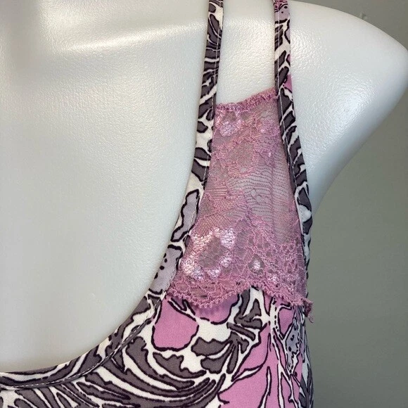 Camisa para dormir satinada con correa de espagueti para mujer Gilligan O'Malley púrpura floral talla XS Foto 3 de 4