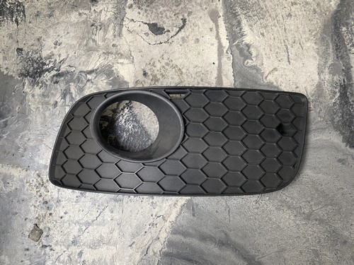 VW Golf 5 GTI Gitter Stoßstange vorne links Nebelscheinwerfer Blende 1K0853665S