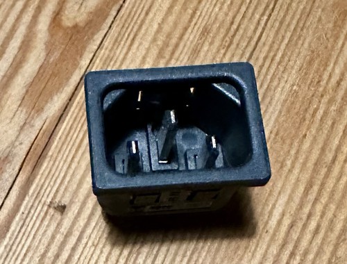 C14 IEC Panel Mount Inlet 10A 250v Chassis Socket Connector