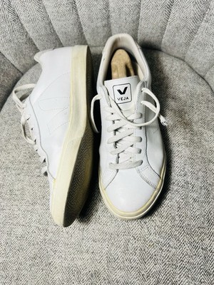 VEJA Esplar Sneaker Women s Size 9 White Leather Lace Up Sneakers