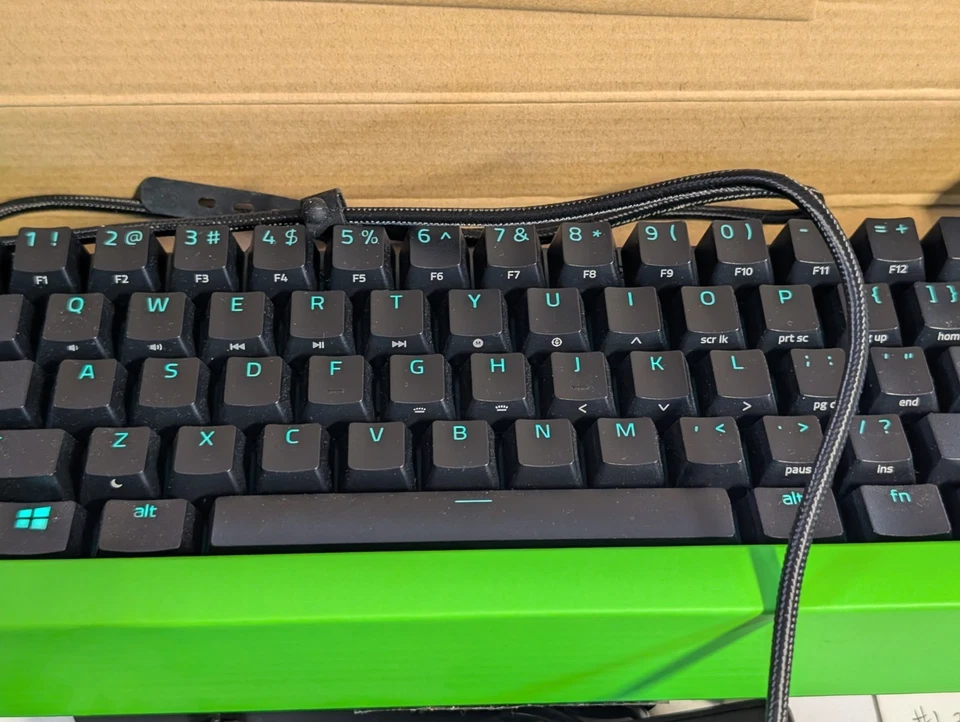 Razer Huntsman Mini Optical Gaming Keyboard 60% getestet funktioniert