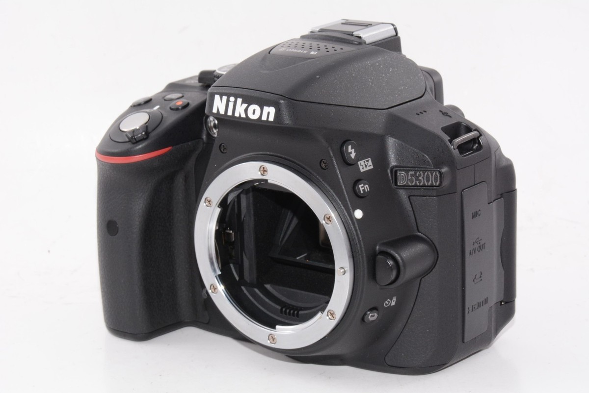 N.MINT/2108shots] Nikon D5300 AFS DX NIKKOR 18-55mm G VR II From