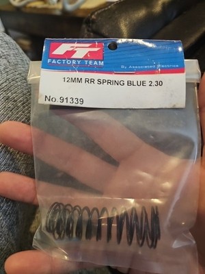 ASC91339 12MM REAR (2) SPRING (BLUE/2.30lbs)
