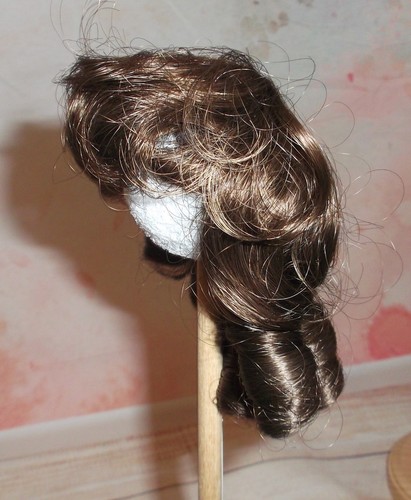 VINTAGE Dollspart BROWN cascading Curls with bangs Size 7 synthetic TAGGED - Picture 4 of 6
