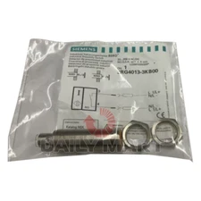 New In Box SIEMENS 3RG4013-3KB00 Proximity Switch Sensor