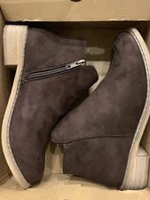 Seven 7 Women's Size 6 Vegan Leather Suede Ankle Brown Boot Cisco Kid Bootie $59