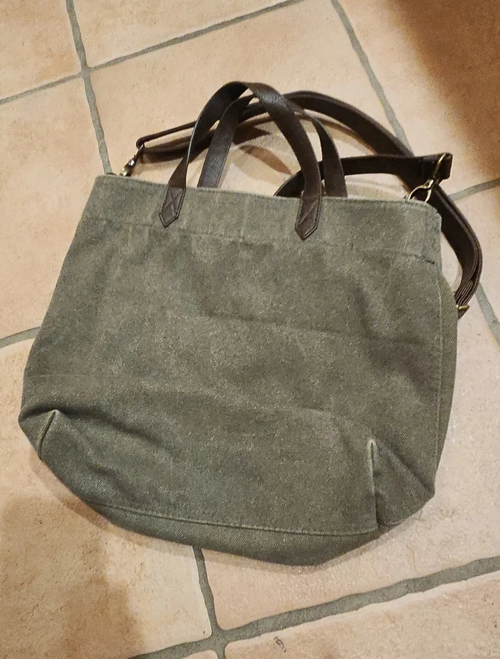 Thirty One WINDOW SHOPPER TOTE in VINTAGE OLIVE - Image 4 of 4