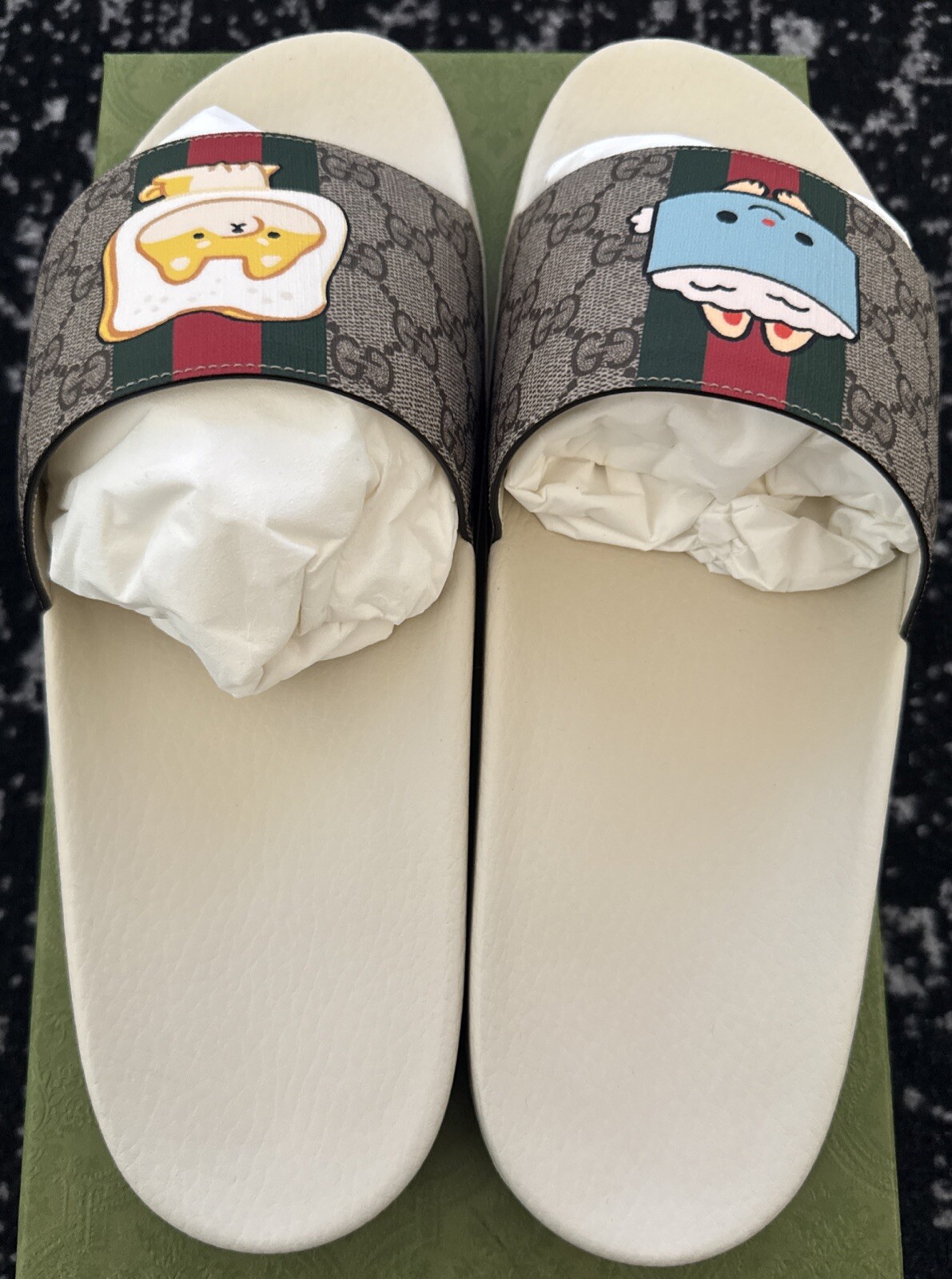 Gucci BUNNY TOAST H20 Animal Web Slides Monogram Sandals G 12 US 12.5 image 5