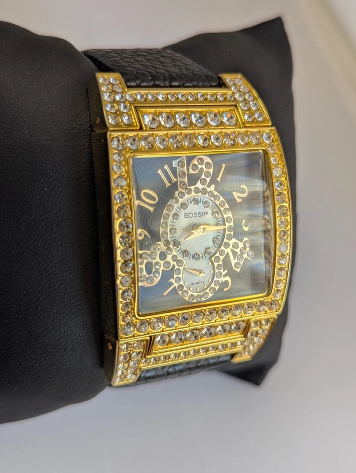 Reloj de cuarzo para mujer Gossip GSP684 Bejeweled 35 mm tono dorado correas de cuero negro Foto 3 de 4
