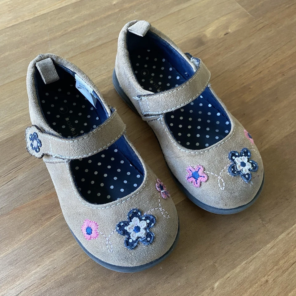 Sapatos Koala Kids marrom floral tamanho 7C - Imagem 2 de 4