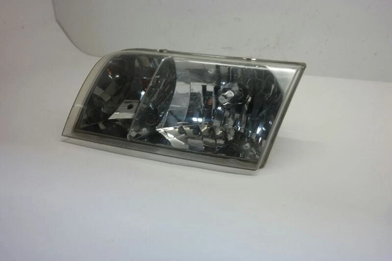 2003 - 2011 FORD CROWN VICTORIA DRIVER LEFT HEADLIGHT OEM - Image 2 of 4