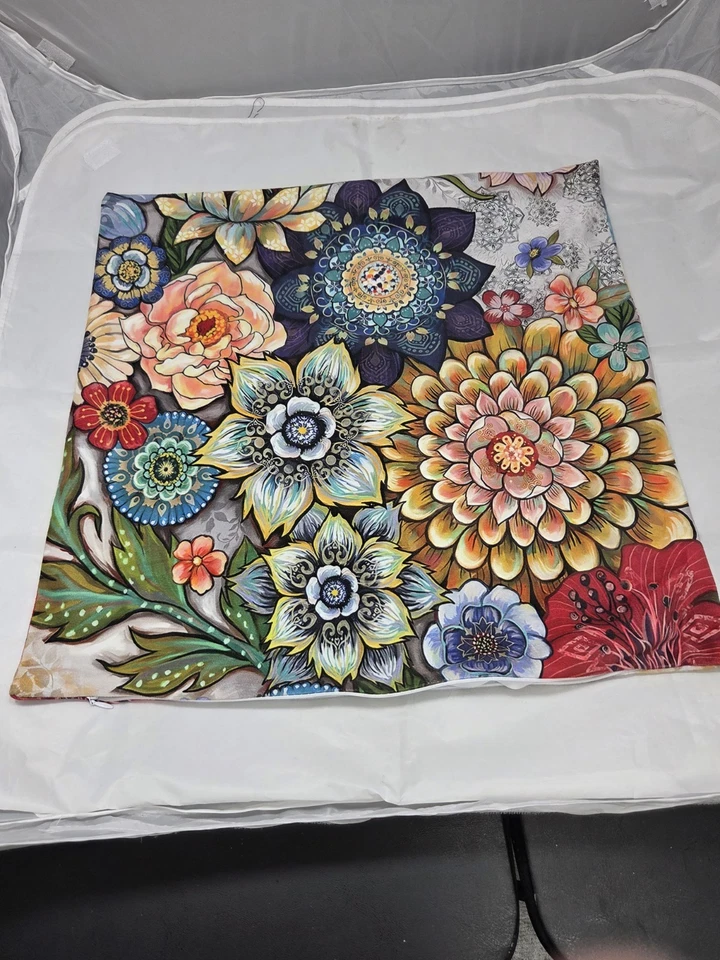 Lote De 4 Hermosas Fundas De Almohada Cuadradas 20" X 20", Diseños Florales Cremallera Oculta. Foto 4 de 4