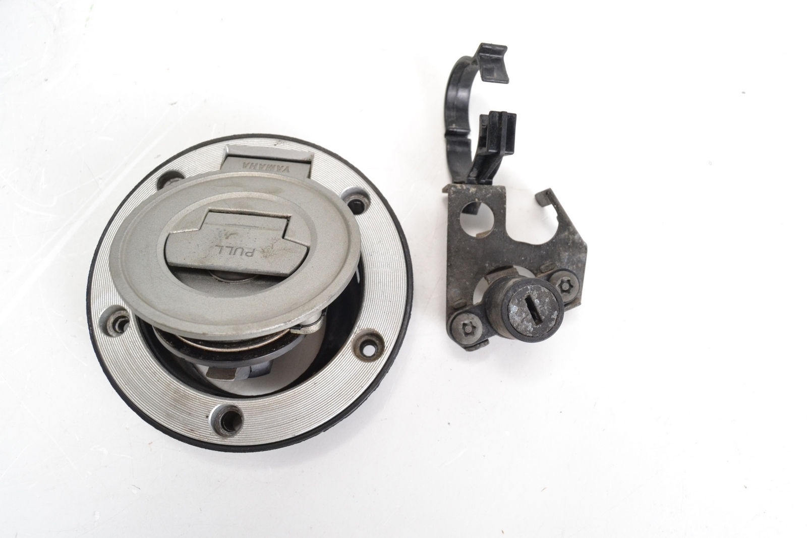 Ignition switch lock set ECU YAMAHA FJR 1300 20012005 eBay