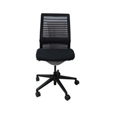 Steelcase 'Think' V2 - Armless Chair