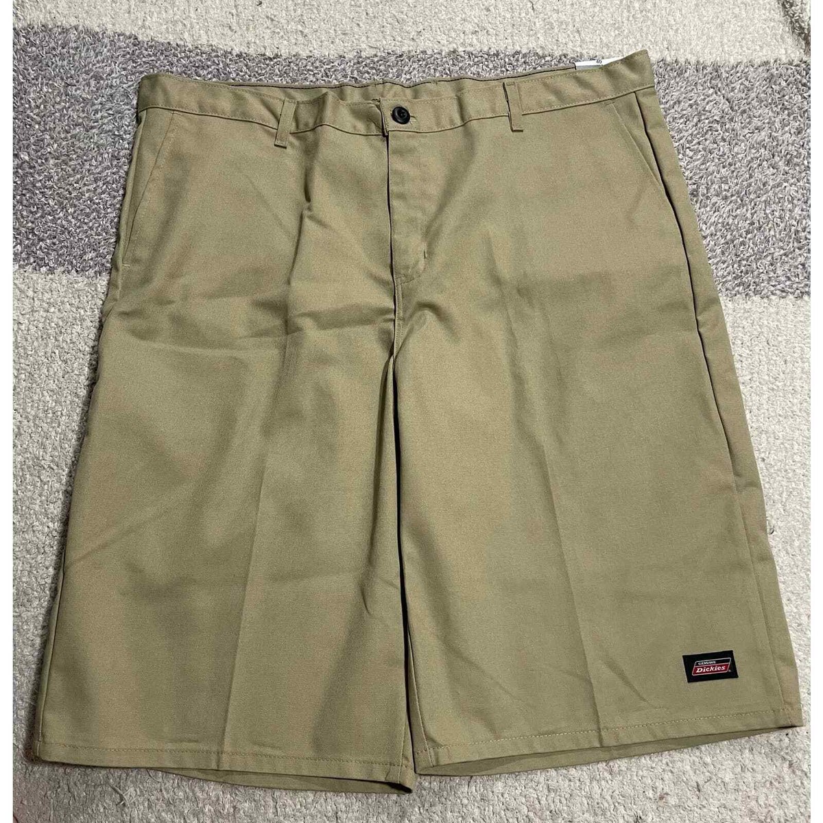 NWT Dickies Multi-Pocket Work Shorts Relaxed Fit 13 inch NWT Dickies Multi-Pocket Work Shorts Relaxed Fit 13 inch