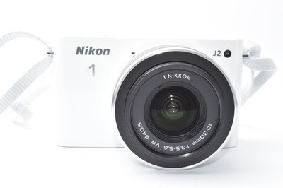 MINT] Nikon 1 J2 10.1MP White Camera Nikkor 10-30mm 1:3.5-5.6 VR