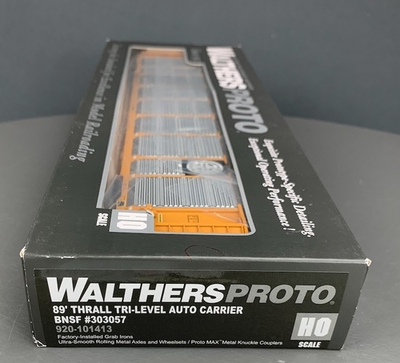 HO WalthersProto 89' Thrall Tri-Level Auto Carrier BNSF #303057