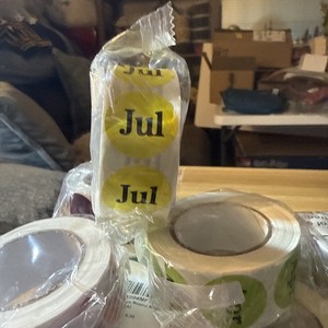 Month of the Year Labels- 1” Round  500 labels per roll 15,000 Total