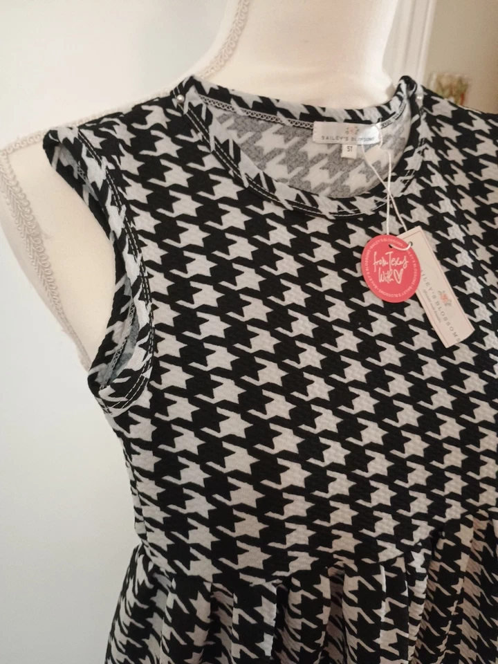 Vestido de Verano Bailey's Blossoms Hounds Tooth Negro/Blanco Sin Mangas NUEVO talla 5T Foto 4 de 4