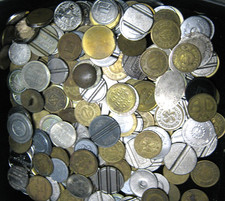 Grande Lotto gettoni vari tipi e metalli vintage