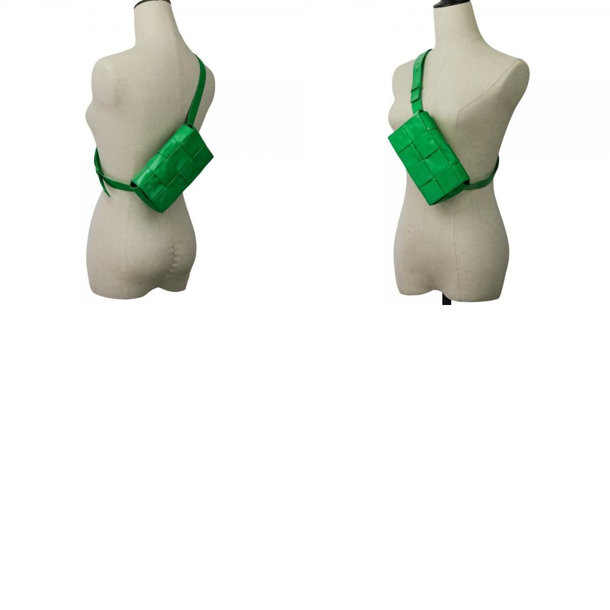 Bottega Veneta cassette maxi intrecciato Leather body Bag 651053 green 715174 thumbnail 10