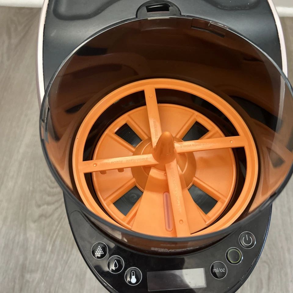 Máquina dispensadora avanzada Baby Brezza Formula Pro FRP0047 oro rosa probada Foto 3 de 4