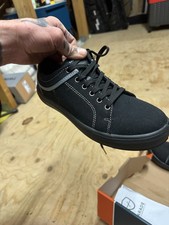 Parade QUALITY Safety Trainers Black UK 7 EU 41 BRAND NEW Work Shoes Boxed 