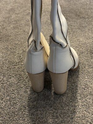Chloe クロエ ブーツ 白 38(24.5cm位) 2121522D0038 Chloe クロエ ブーツ 白 38(24.5cm位) 2121522D0038 Chloé Chloé