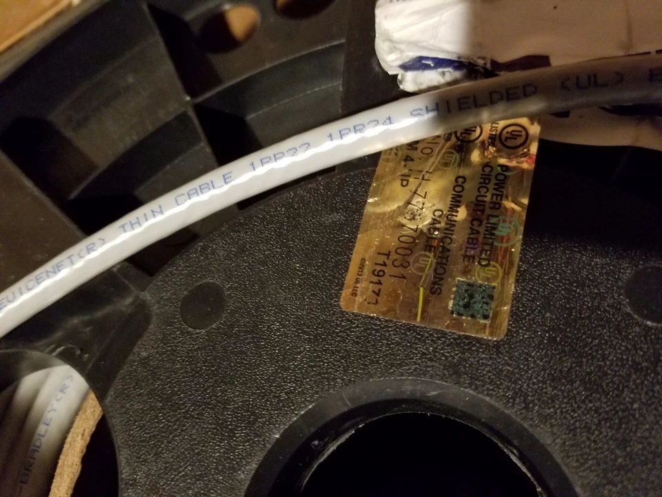 Cable maletero delgado gris Belden para Allen Bradley 1485C DeviceNet 22/1P+24/1P/25 pies Foto 4 de 4