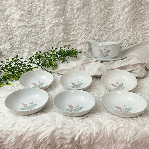 Arzberg Porcelain Gravy Boat with underplate & 6 pc sauce plate set floral