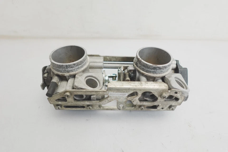 Conjunto de carrocería de acelerador Ski-Doo GSX MXZ Summit Renegade 600 2009-2015 OEM Foto 2 de 4