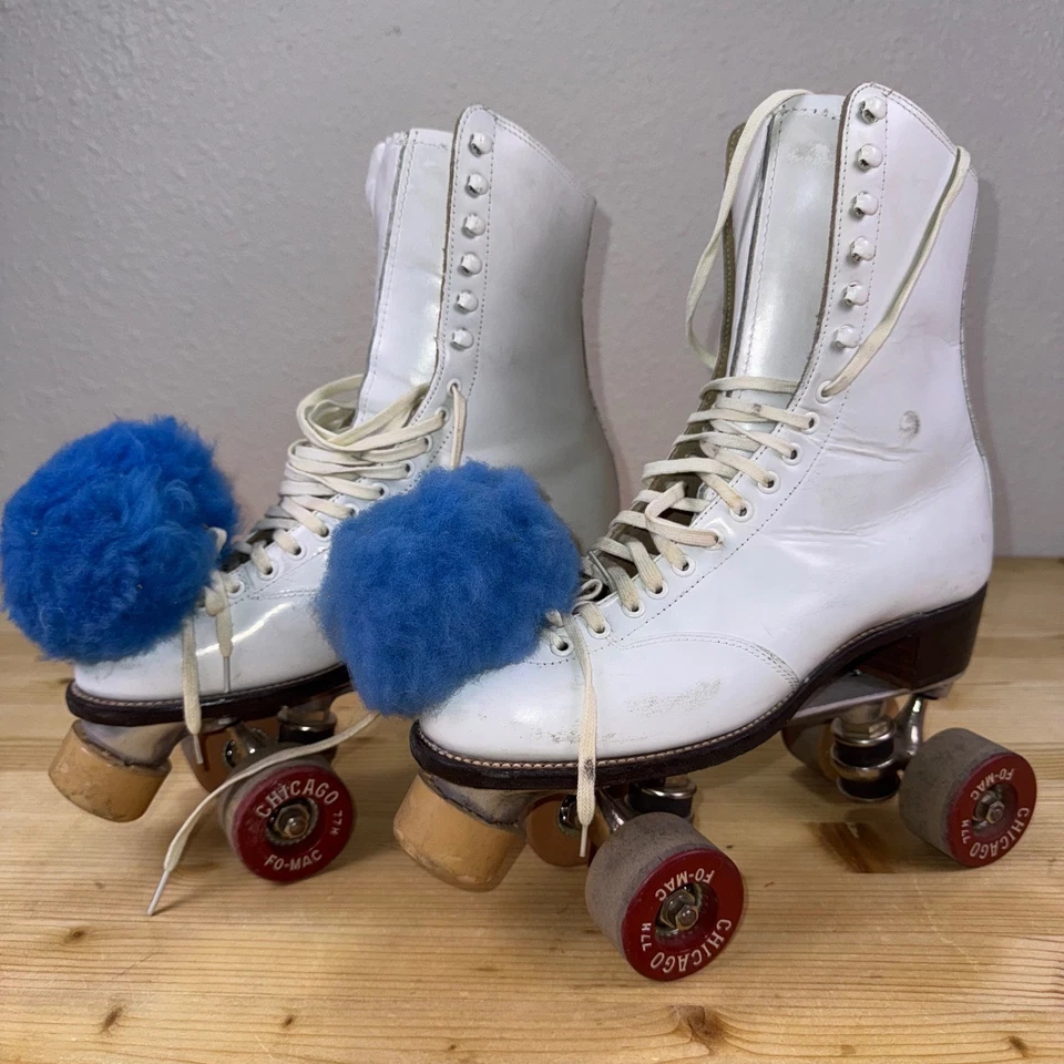 Patines sobre ruedas vintage medalla de bronce 324 placas Chicago Fo-Mac ruedas pompones Foto 3 de 4