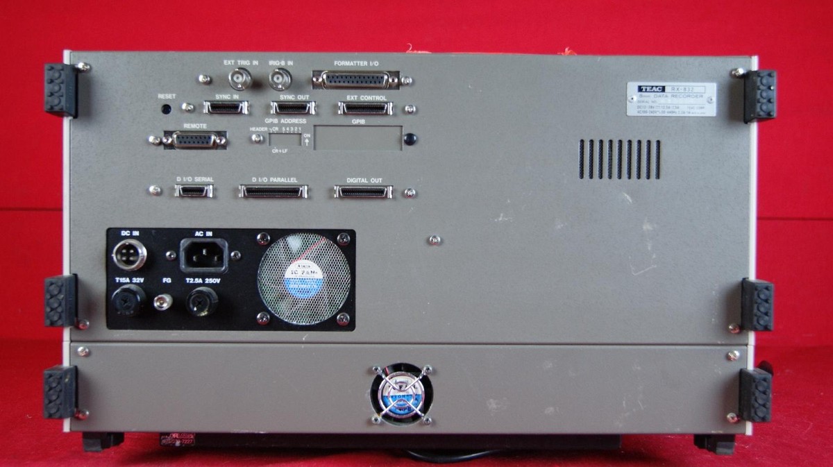 Teac RX-800 RX-832 8MM Data Recorder | eBay Teac RX-800 RX-832 8MM Data Recorder | eBay