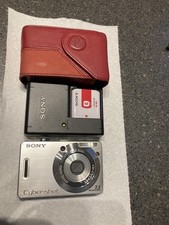 Sony Cyber-shot DSC-W35 7.2MP Digital Camera Silver