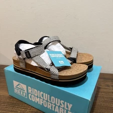 Women’s Reef CUSHION REM HI Knit Black Sandals Size 8 New