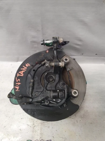 2010-2014 Ford Mustang Front Right Passenger Spindle Knuckle Assembly Oem Foto 2 de 4