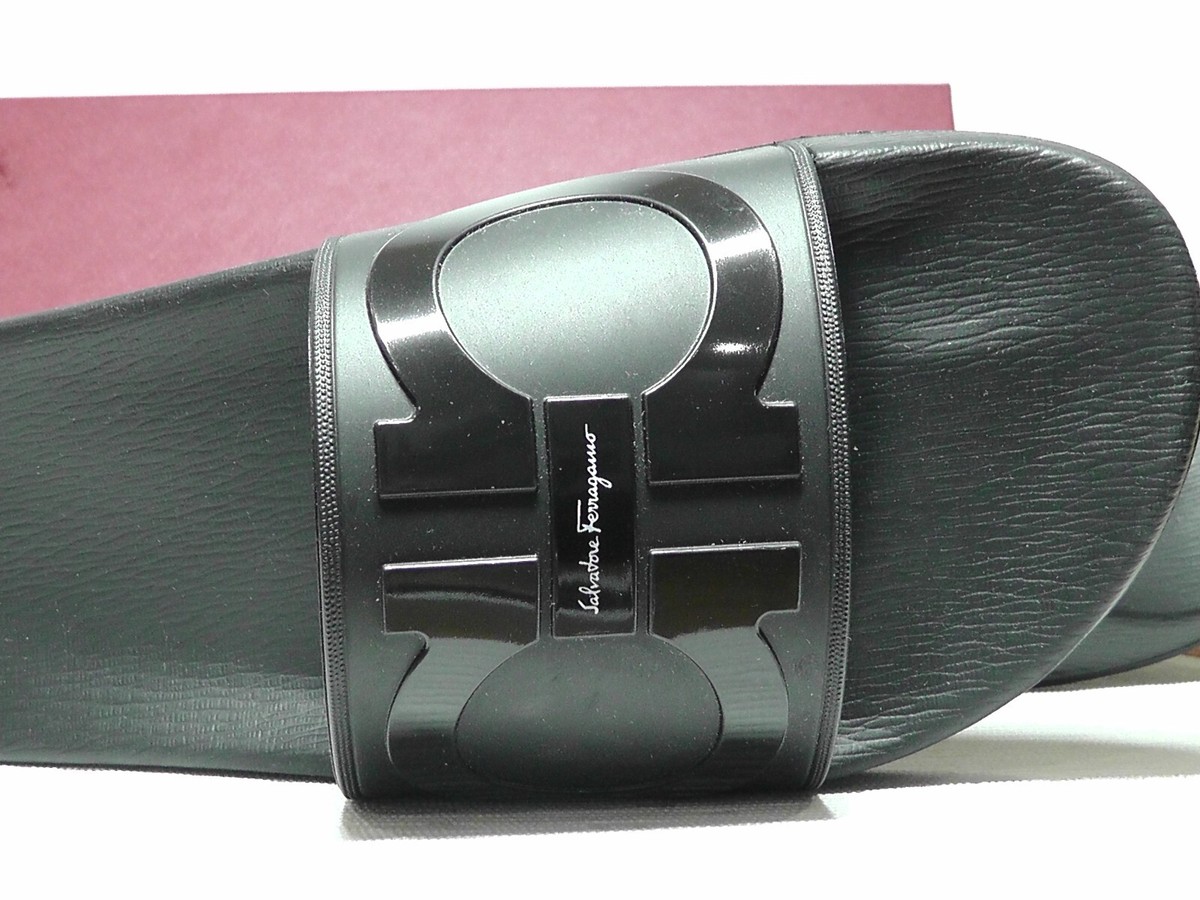 のり　　　　　　　　　　　　　　　　　　　　Ferragamo Ferragamo Men's Dual-Buckle Gancio Slide Sandals | Neiman Marcus