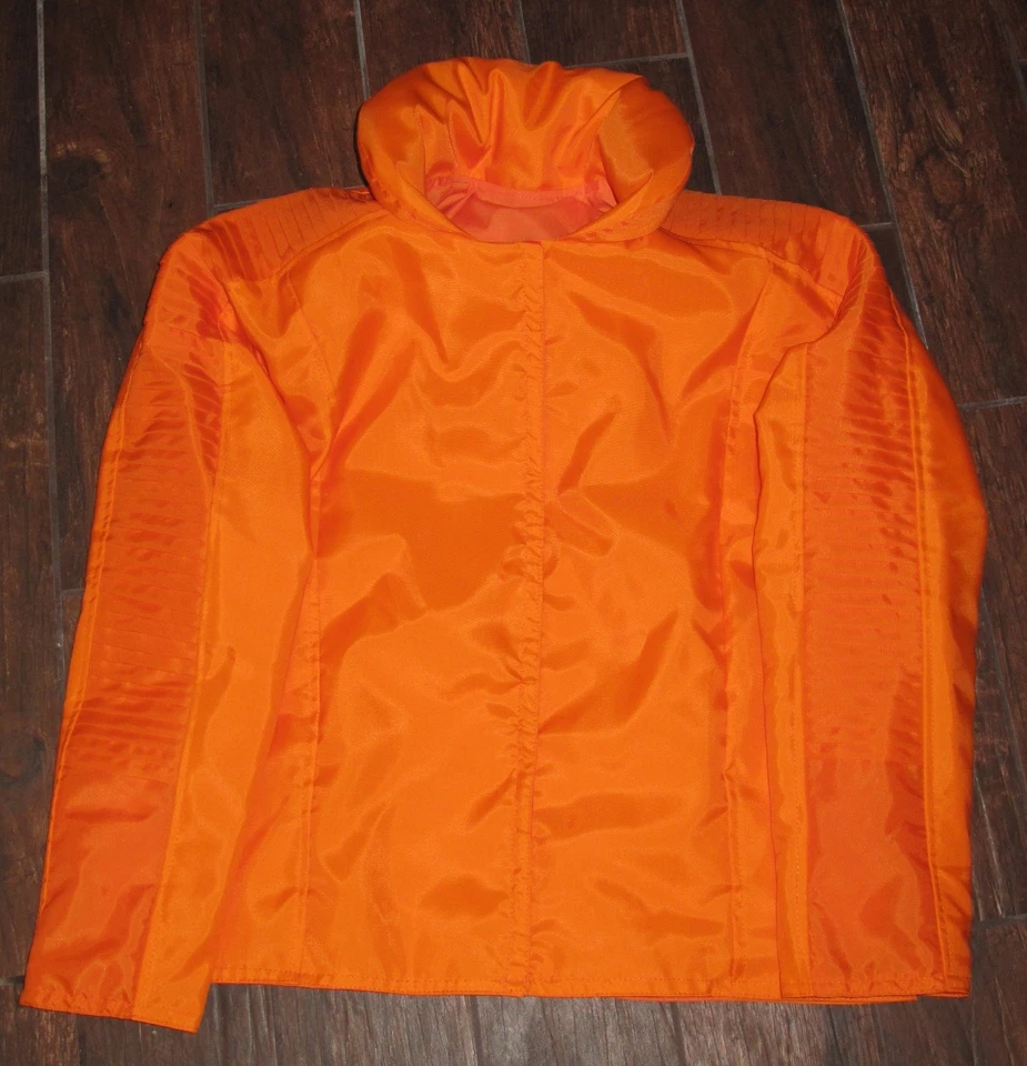 Chaqueta Luke Skywalker Hoth Piloto Rebelde Naranja Ala X réplica con pliegues de cuchillo Foto 2 de 4