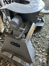 B&W 5th wheel hitch rvb3500